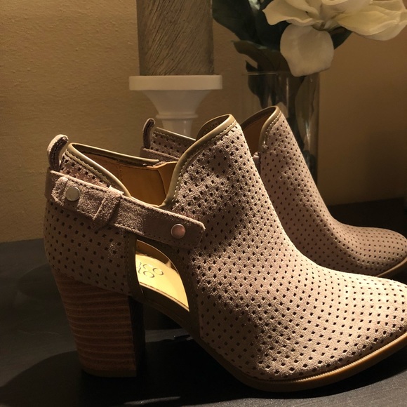 Franco Sarto Shoes - NEVER WORN Franco Sarto Size 8 Booties